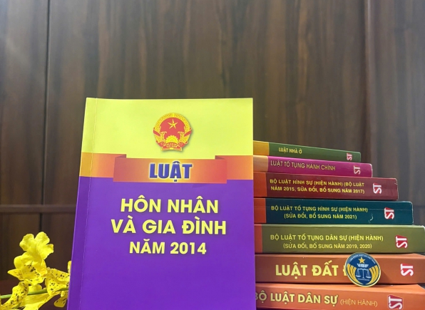 BÌNH LUẬN CÁC BẤT CẬP CỦA LUẬT HÔN NHÂN VÀ GIA ĐÌNH 2014 TRONG THỰC TIỄN GIẢI QUYẾT CÁC VỤ ÁN LY HÔN (KỲ 2)