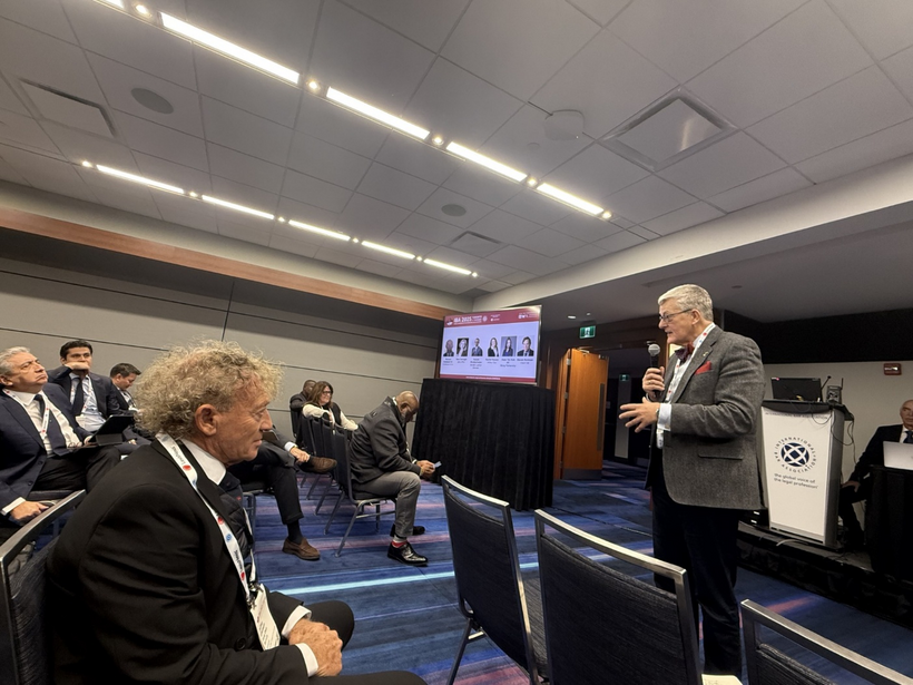 Chủ đề của chuyên đề được các Luật sư trao đổi sôi nổi…