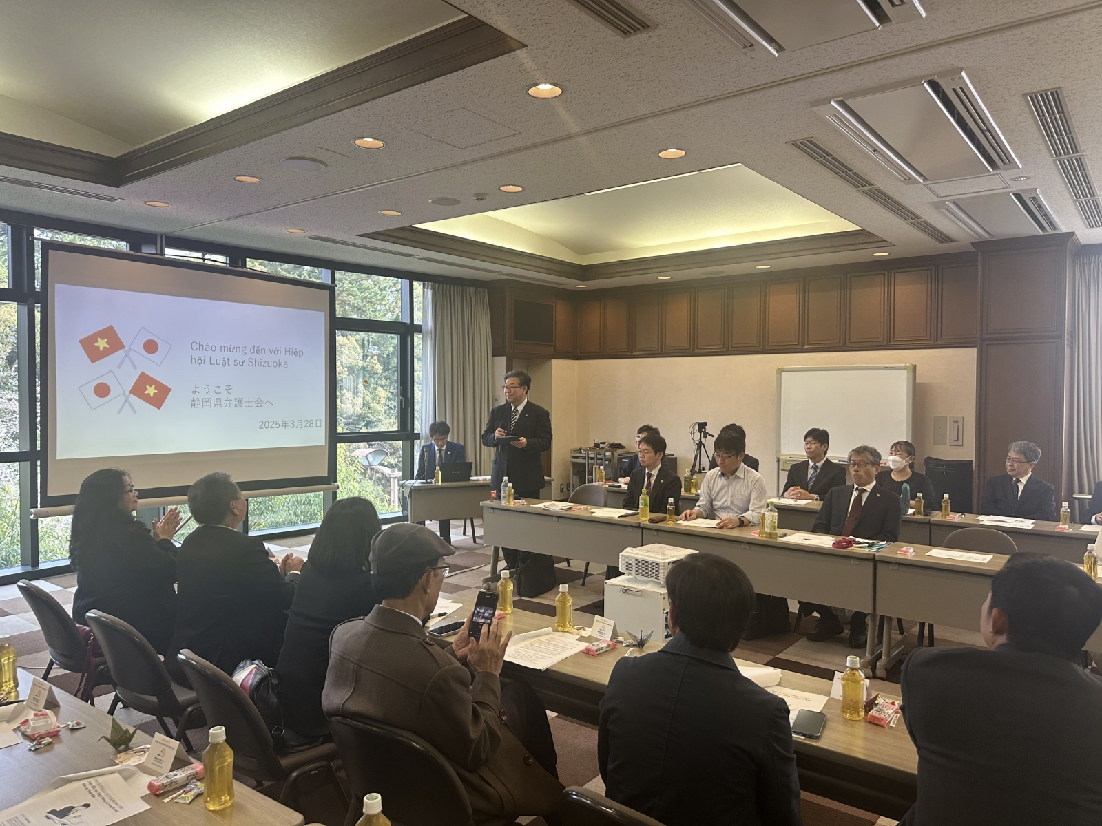 Đại diện Nhật Bản trao đổi kinh nghiệm thu thập chứng cứ trong tố tụng dân sự